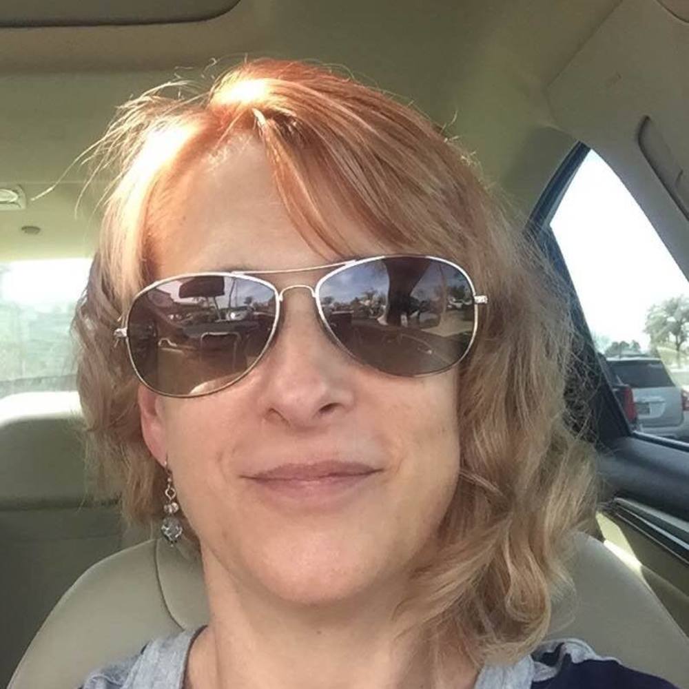 Meet your Posher, Zina